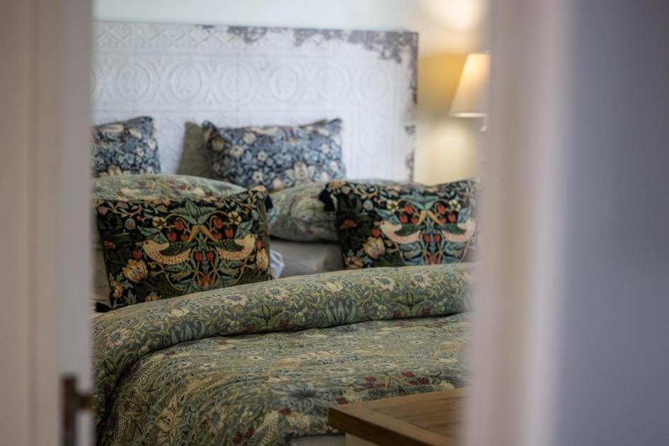 Noosa Valley Manor B&B Doonan エクステリア 写真