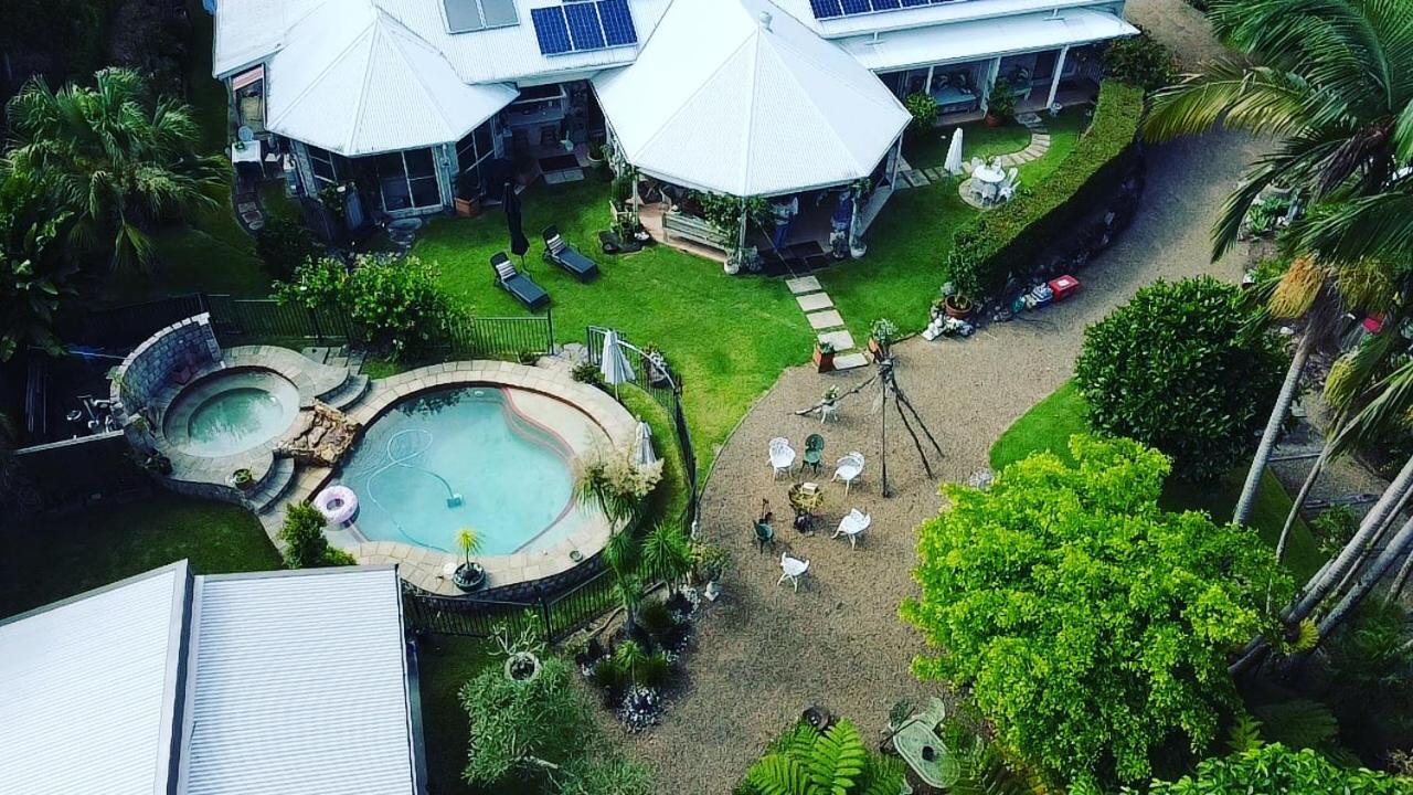 Noosa Valley Manor B&B Doonan エクステリア 写真